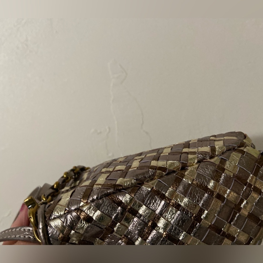Elliot Lucca~Vtg~Metallic~Bronze/Gold/Taupe~Woven~Soft Leather~Crossbody~Handbag - Picture 11 of 16